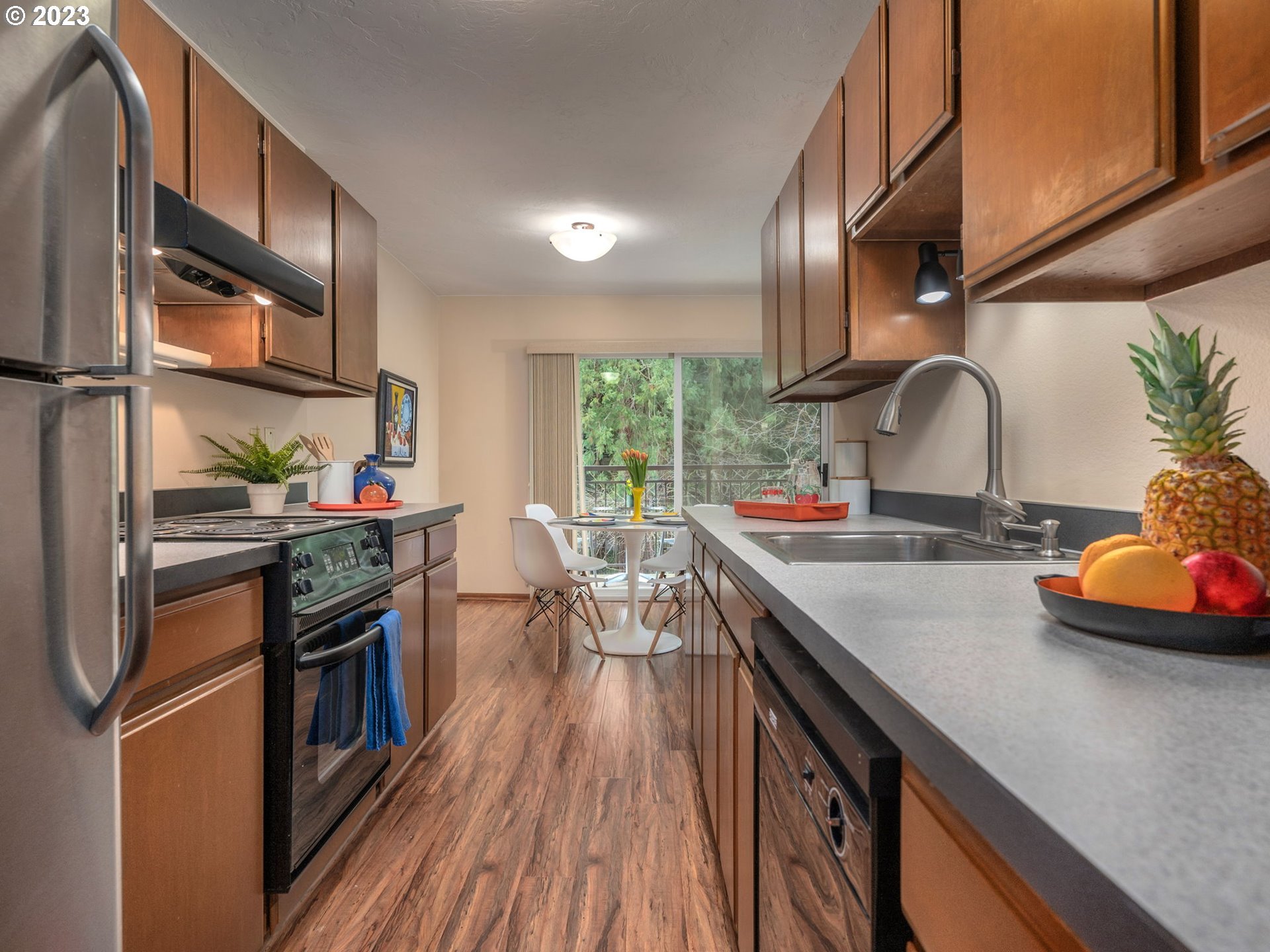 2393 Southwest Park Place, Unit 302 Portland, OR 97205 - Photo 17 of 24