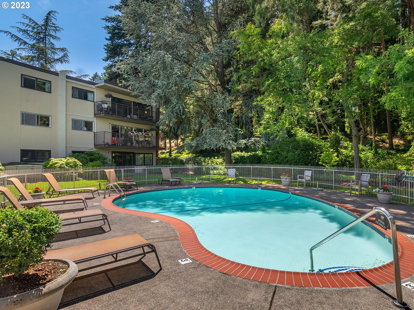2393 Southwest Park Place, Unit 302 Portland, OR 97205 - Photo 20 of 24
