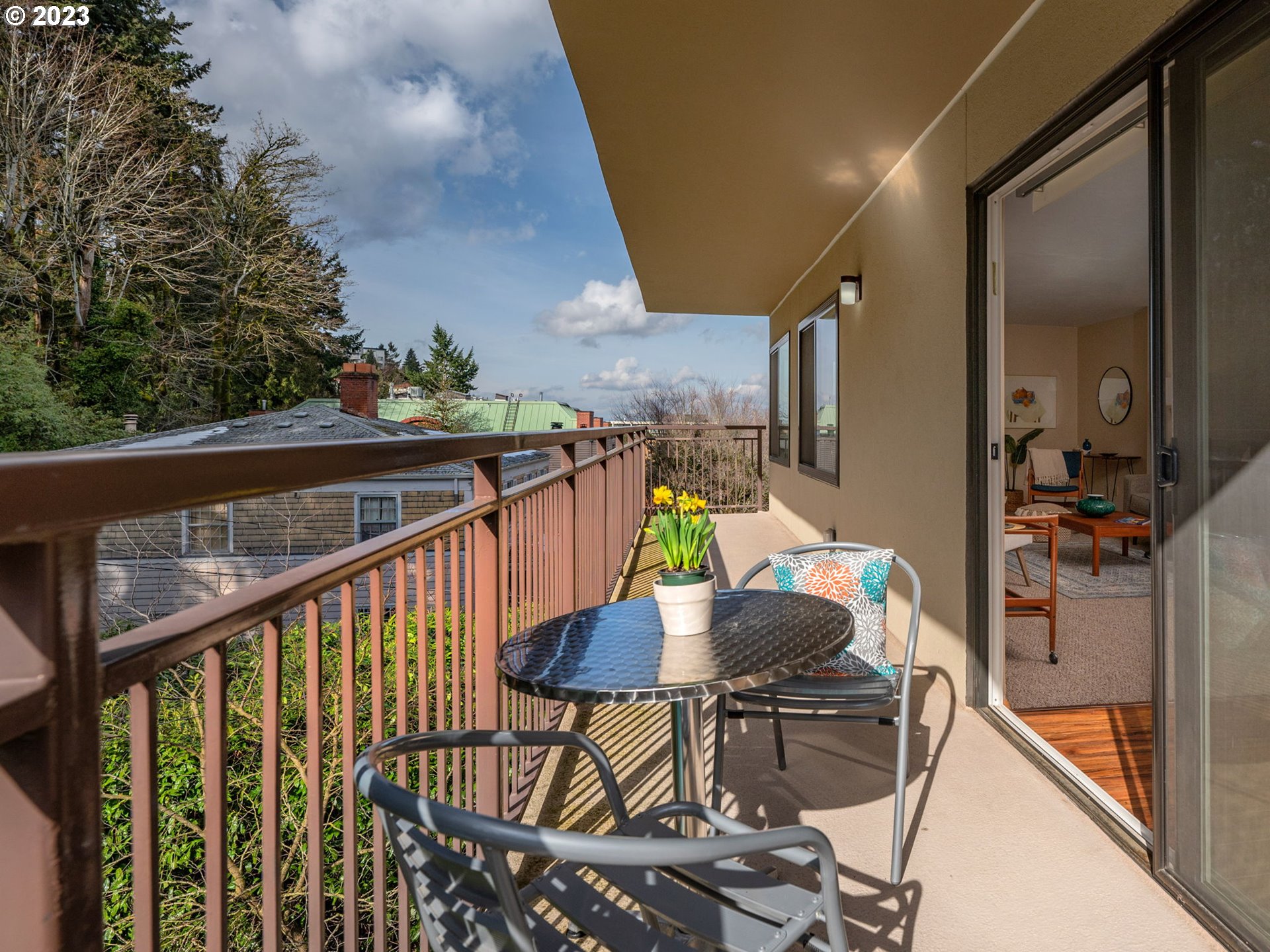 2393 Southwest Park Place, Unit 302 Portland, OR 97205 - Photo 5 of 24