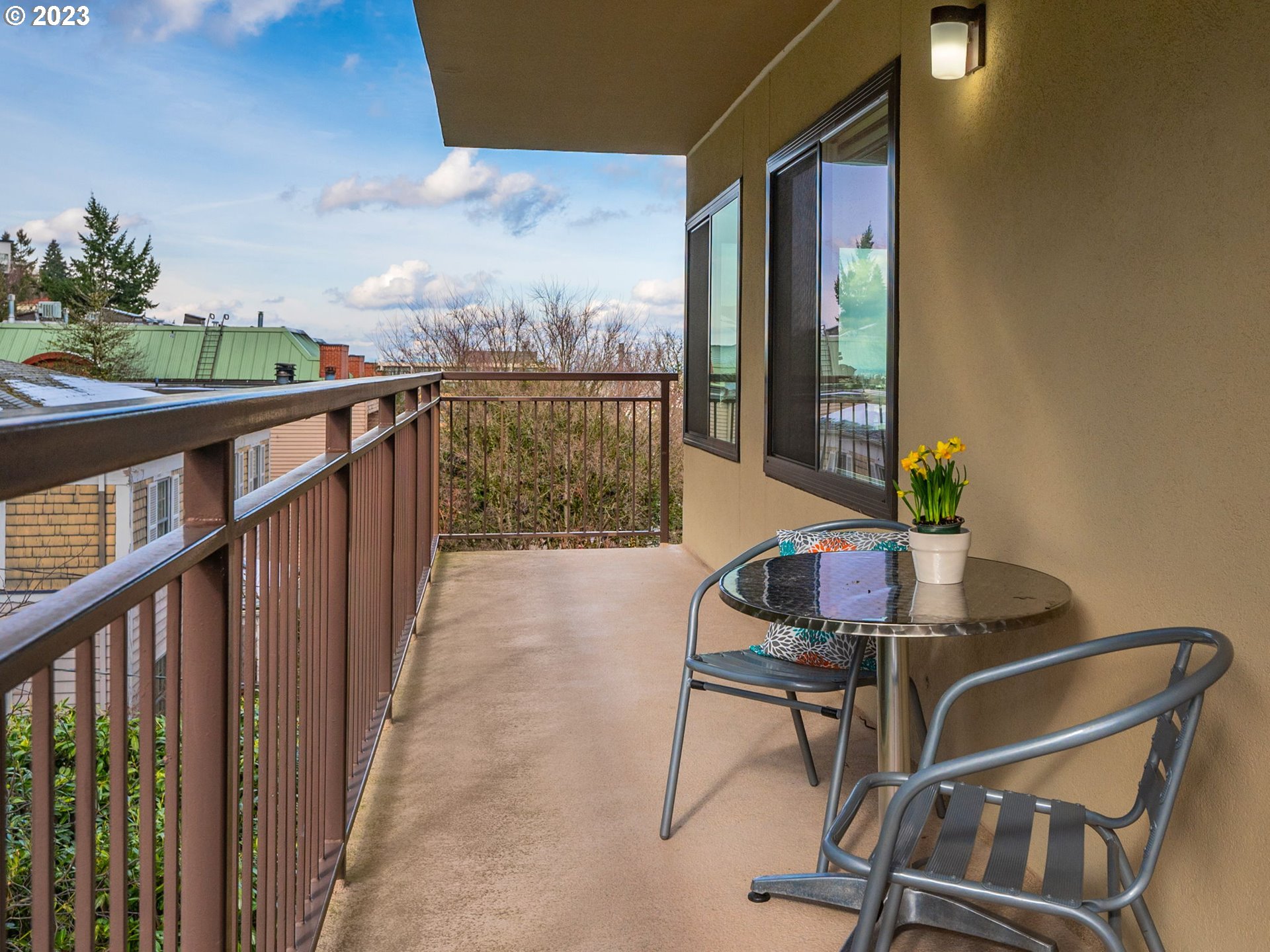 2393 Southwest Park Place, Unit 302 Portland, OR 97205 - Photo 8 of 24