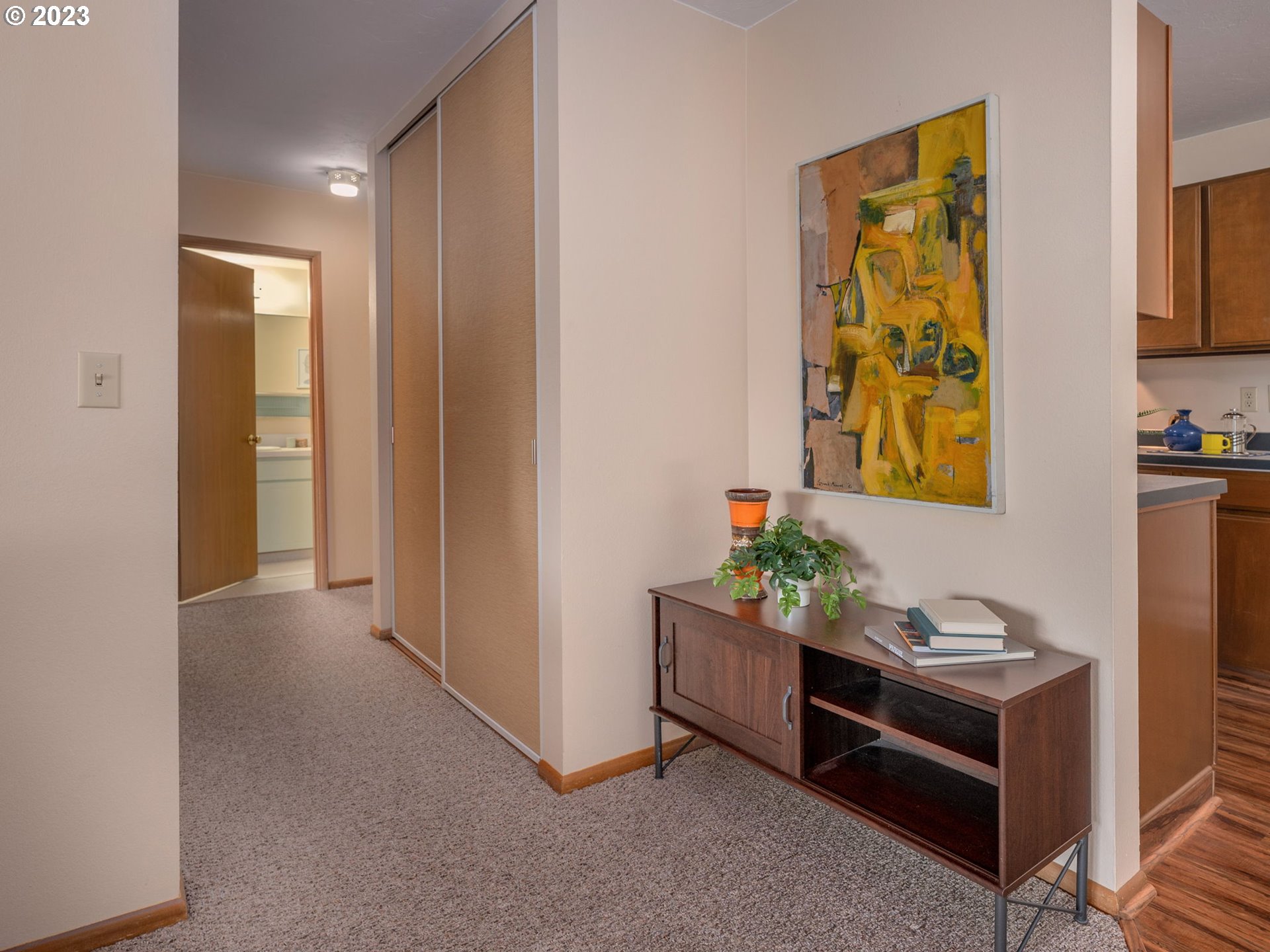 2393 Southwest Park Place, Unit 302 Portland, OR 97205 - Photo 9 of 24