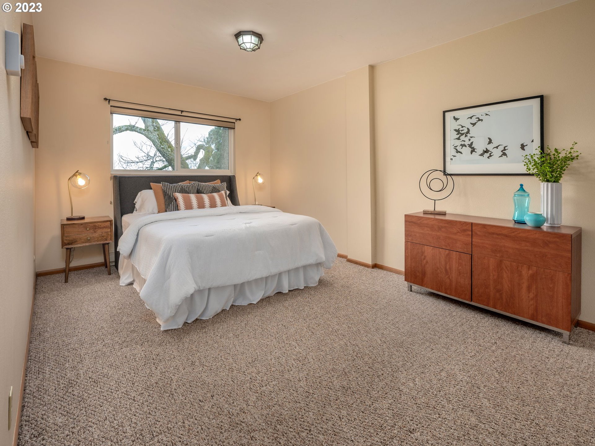 2393 Southwest Park Place, Unit 302 Portland, OR 97205 - Photo 10 of 24