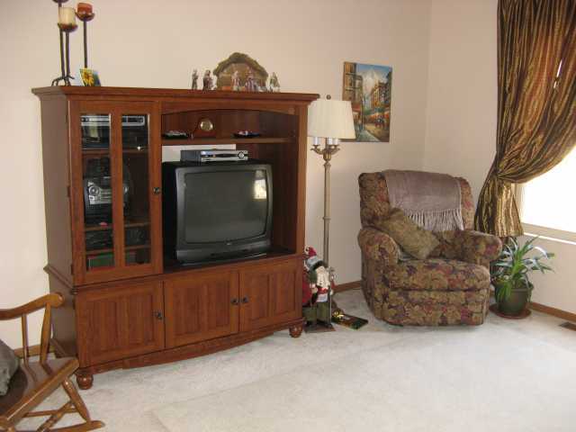 754 Prairie Road Galloway, OH 43119 - Photo 5 of 18 Gallery Image 5
