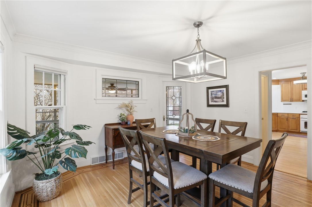 180 Wilshire Road Brighton, NY 14618 - Photo 16 of 39