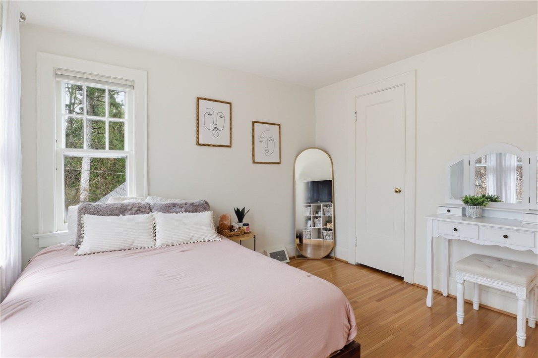 180 Wilshire Road Brighton, NY 14618 - Photo 21 of 39