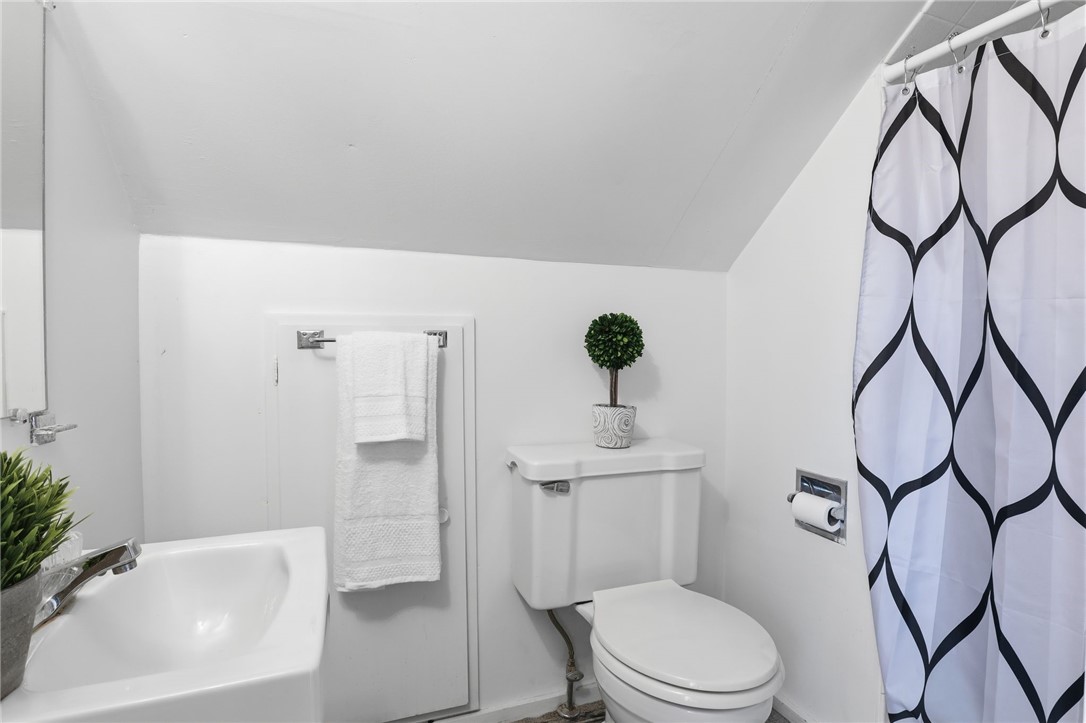 180 Wilshire Road Brighton, NY 14618 - Photo 33 of 39