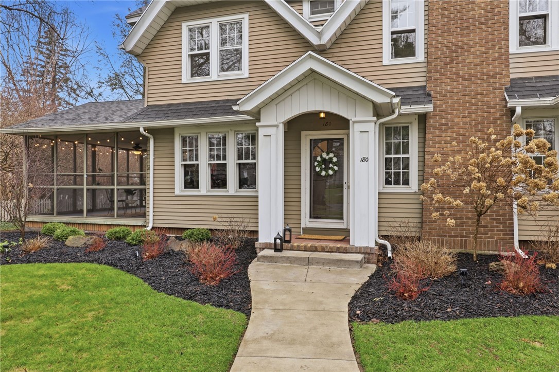 180 Wilshire Road Brighton, NY 14618 - Photo 4 of 39