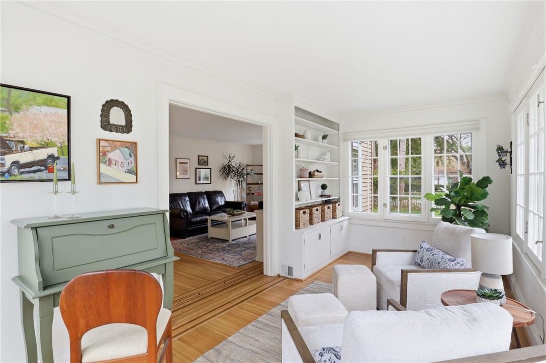 180 Wilshire Road Brighton, NY 14618 - Photo 9 of 39