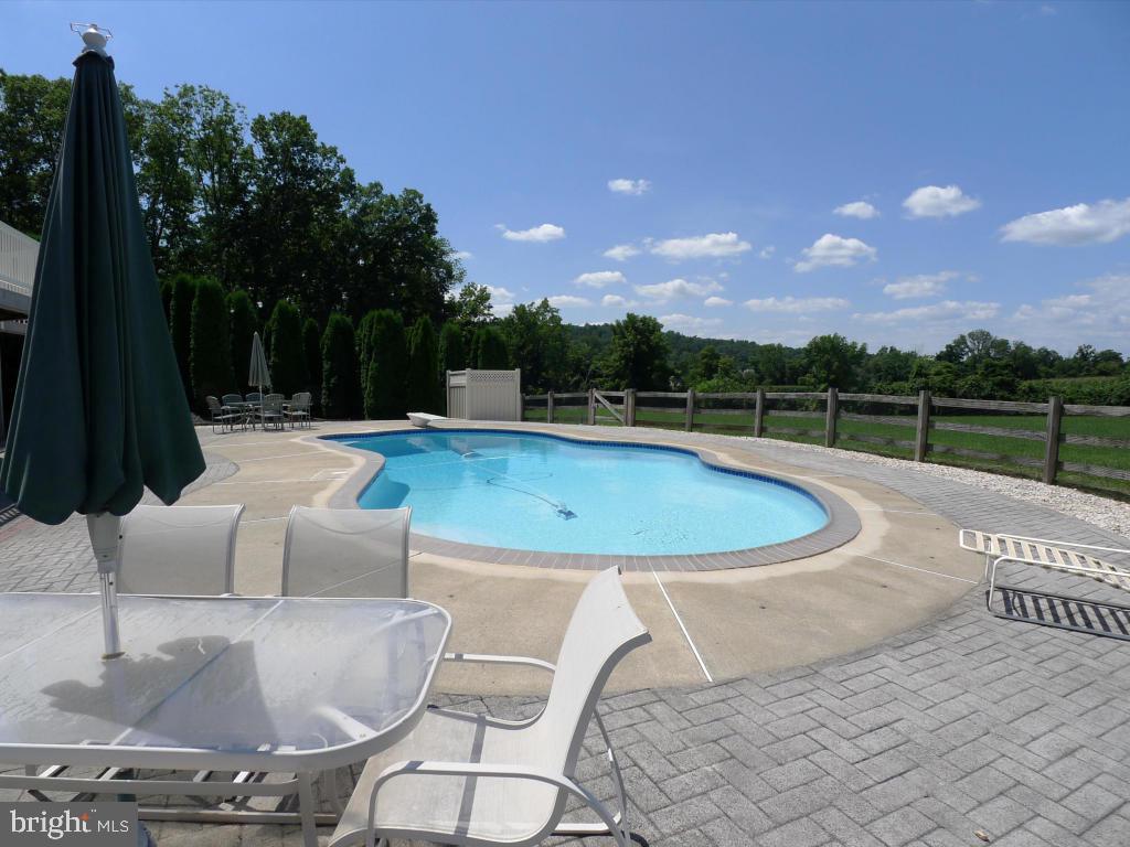 300 Chestnut Hill Road Stevens, PA 17578 - Photo 38 of 50 Gallery Image 38