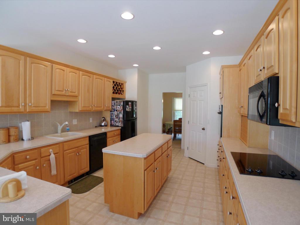 300 Chestnut Hill Road Stevens, PA 17578 - Photo 10 of 50 Gallery Image 10