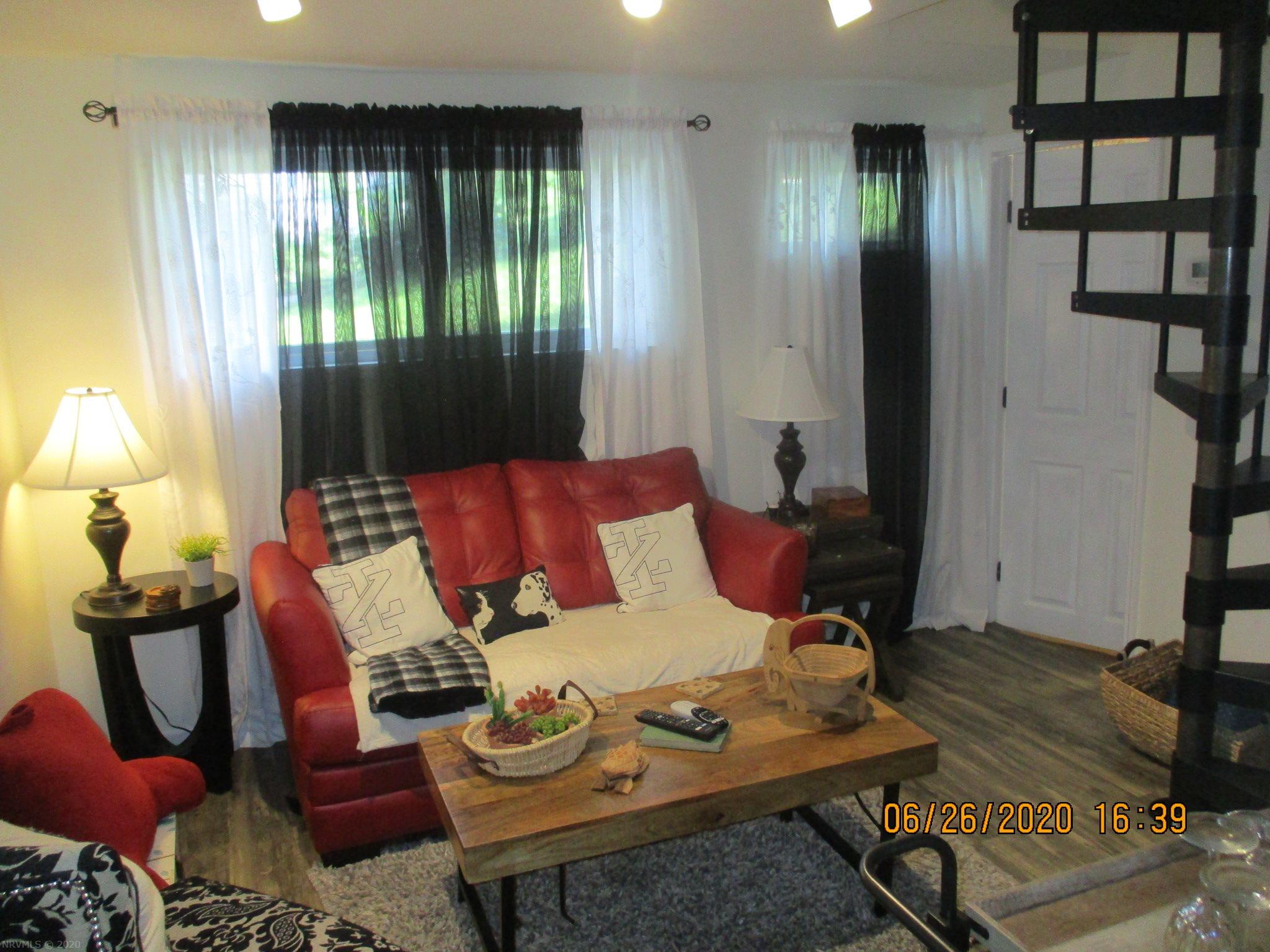 6381 Parrott Mountain Road Parrott, VA 24132 - Photo 15 of 23 Gallery Image 15