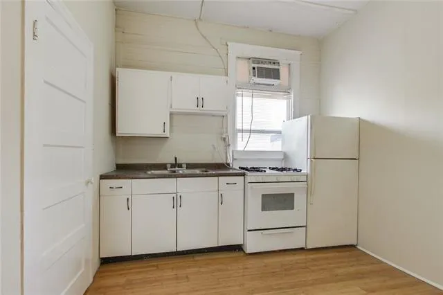 $850 | 418 Octavia Street, Unit 3, New Orleans, LA 70115