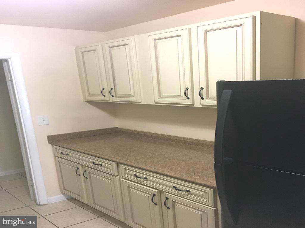 3835 St Barnabas Road, Unit 101 Suitland, MD 20746 - Photo 6 of 12 Kitchen