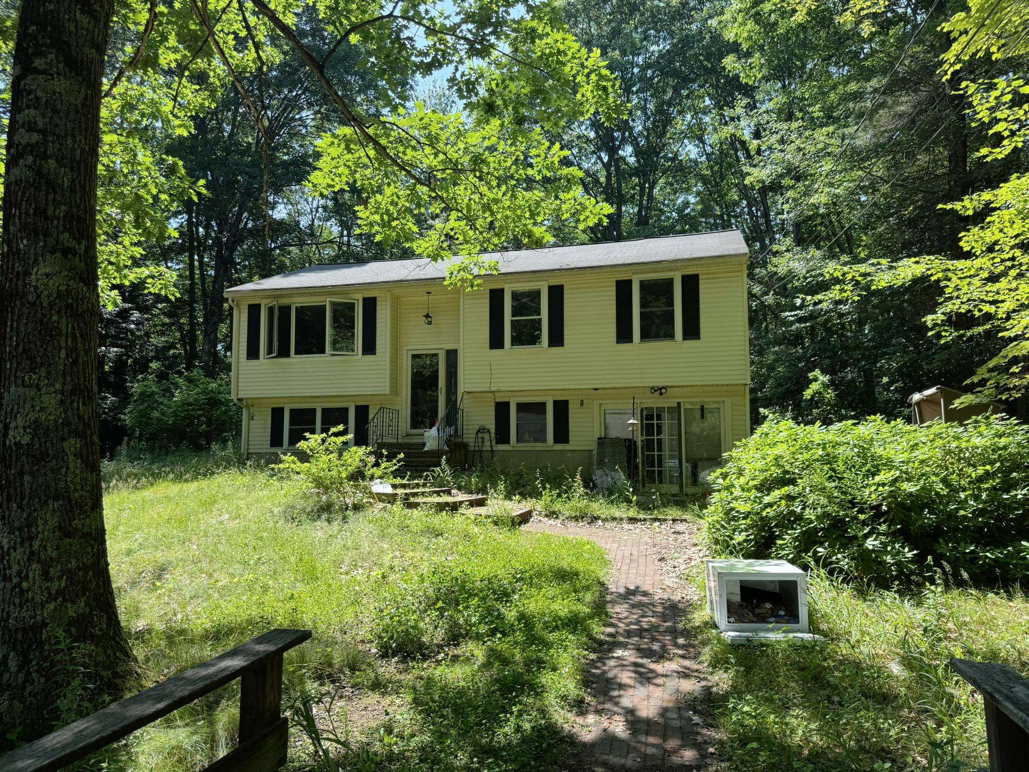 6 Saddlepath Road Raymond, NH 03077 - Photo 1 of 36