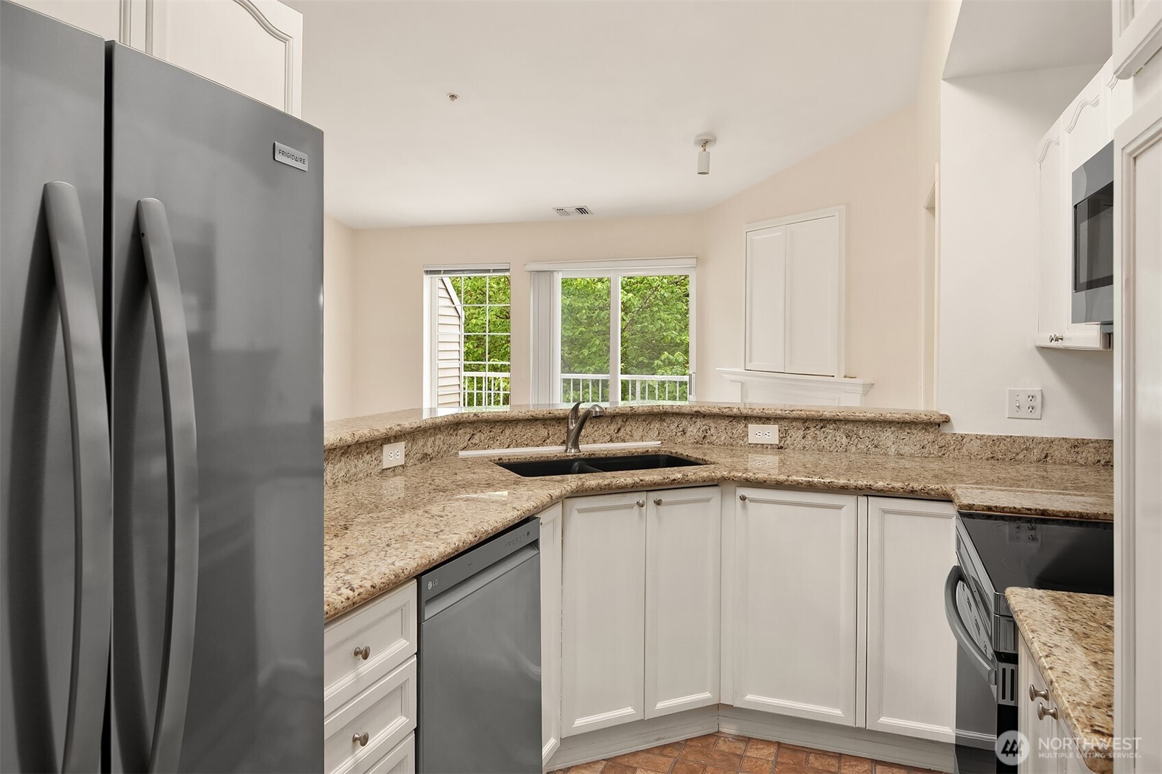 12105 Northeast 171st Place, Unit A302 Bothell, WA 98011 - Photo 6 of 18