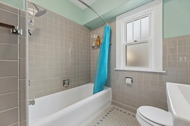 $276,900 | 3374 North Cramer Street, Milwaukee, WI 53211