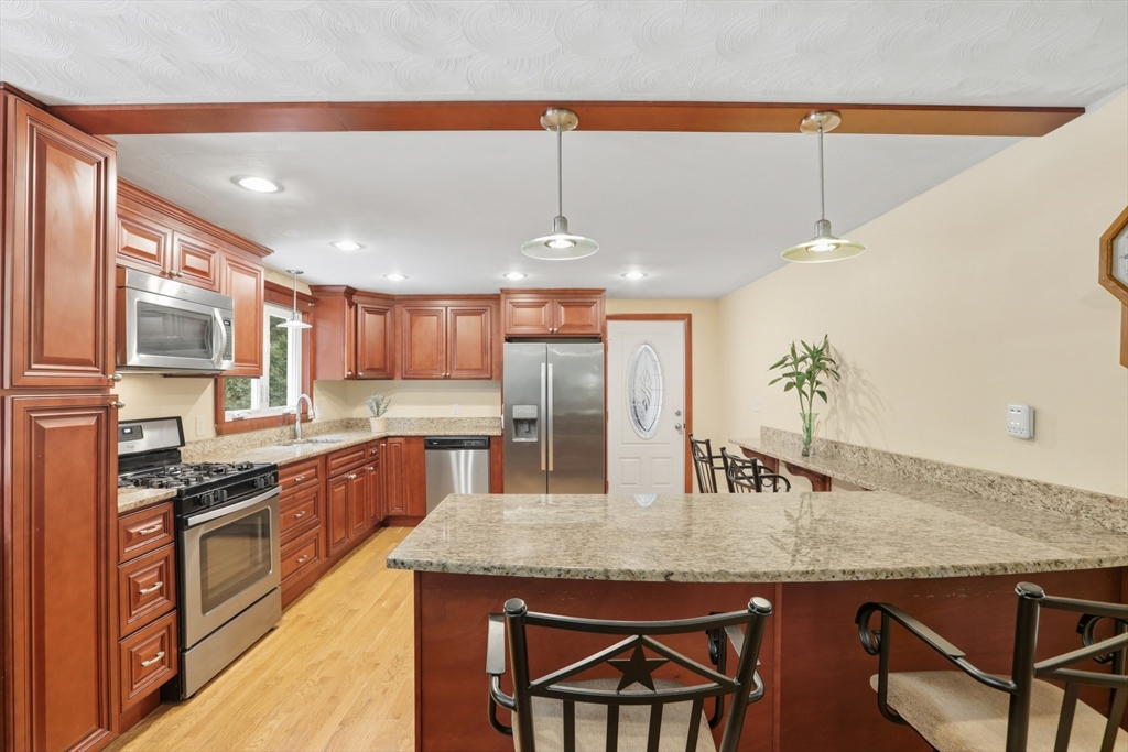 12 Mansfield Street Peabody, MA 01960 - Photo 9 of 25