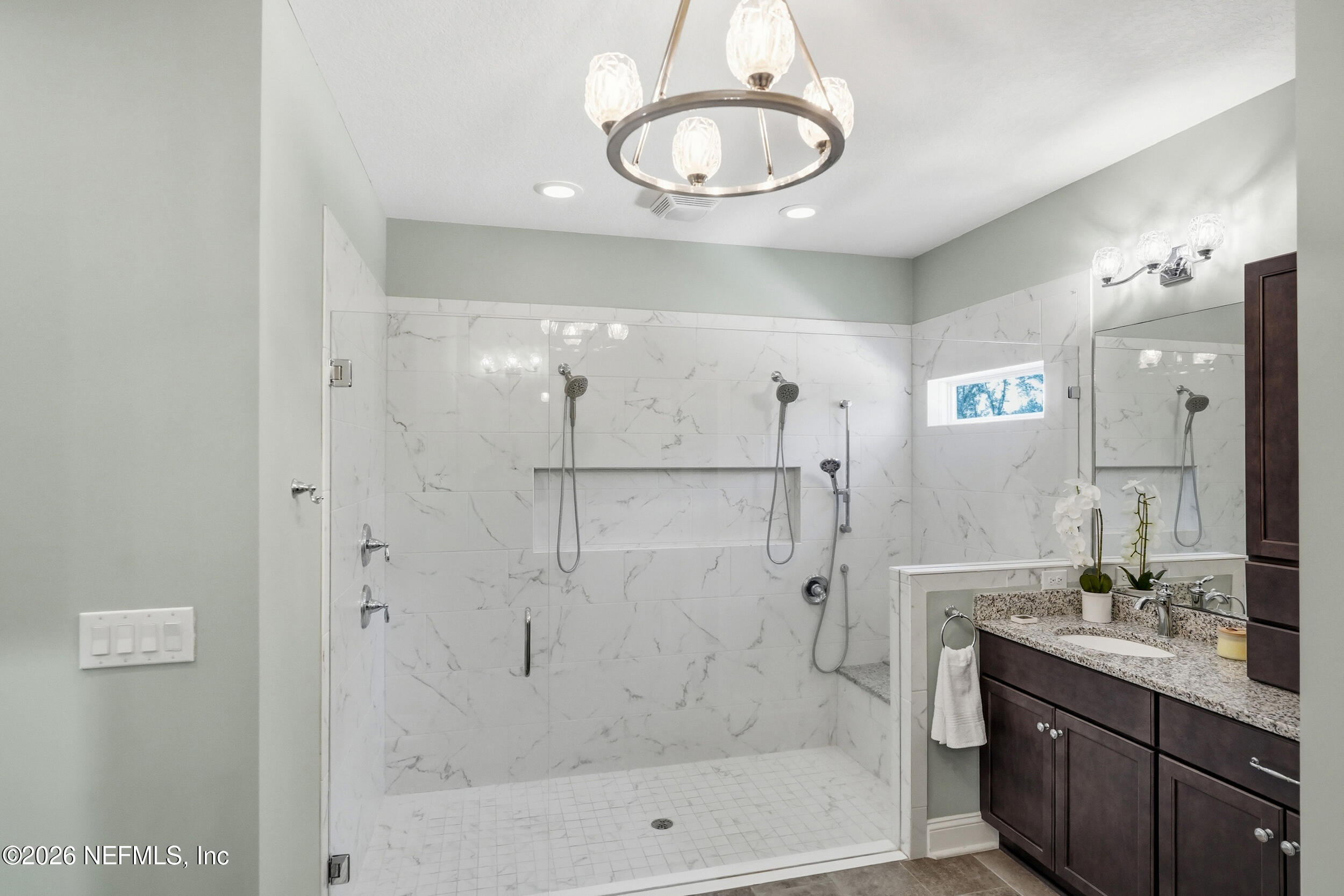 3901 Foxfield Lane Jacksonville, FL 32226 - Photo 16 of 49 Primary Bathroom