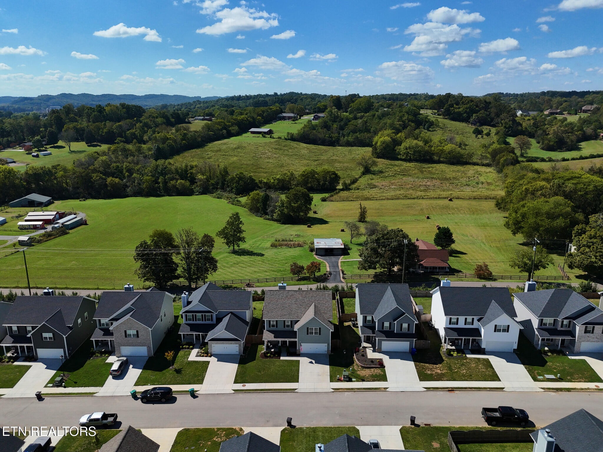 8155 Zenith Lane Powell, TN 37849 - Photo 40 of 45 a view of multiple houses with outdoor space