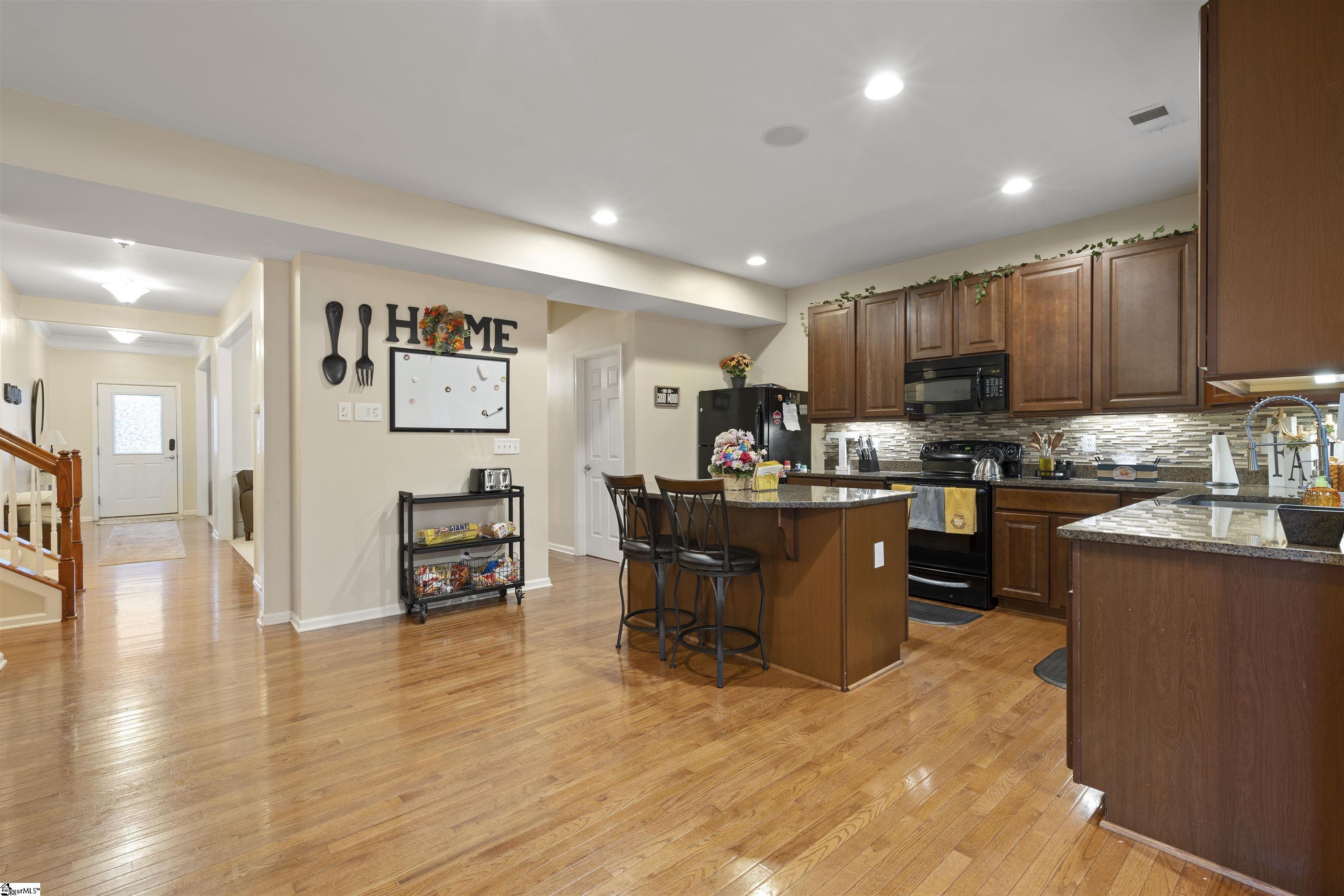 505 Inner Banks Road Boiling Springs, SC 29316 - Photo 8 of 36