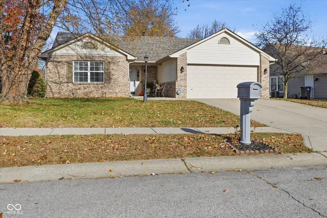 $285,000 | 8546 Cressmoor Court, Indianapolis, IN 46234