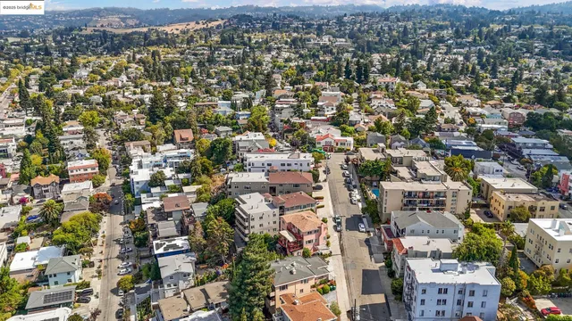 $1,200,000 | 829 Vermont Street, Oakland, CA 94610