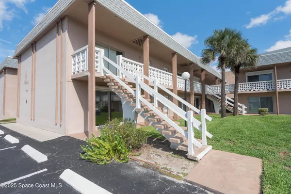 $1,900 | 3150 North Atlantic Avenue, Unit 1770, Cocoa Beach, FL 32931