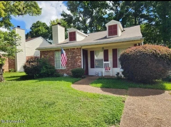 $157,400 | 2016 Fox Hill Lane, Byram, MS 39272