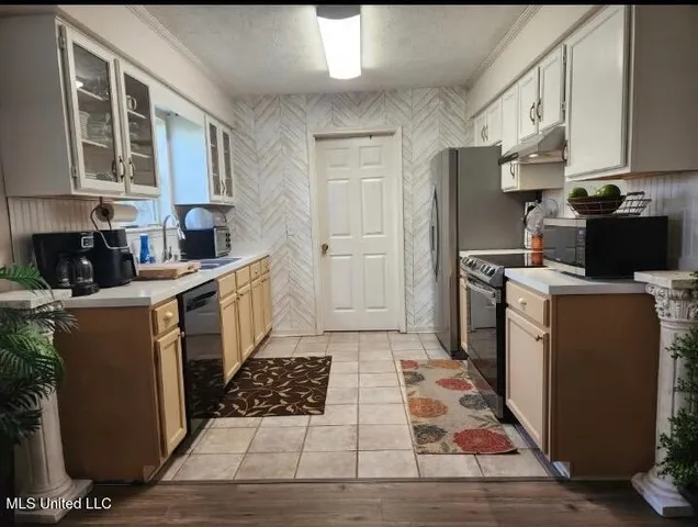 $157,400 | 2016 Fox Hill Lane, Byram, MS 39272