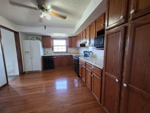 $275,000 | 8973 North Sr 56, Vevay, IN 47043