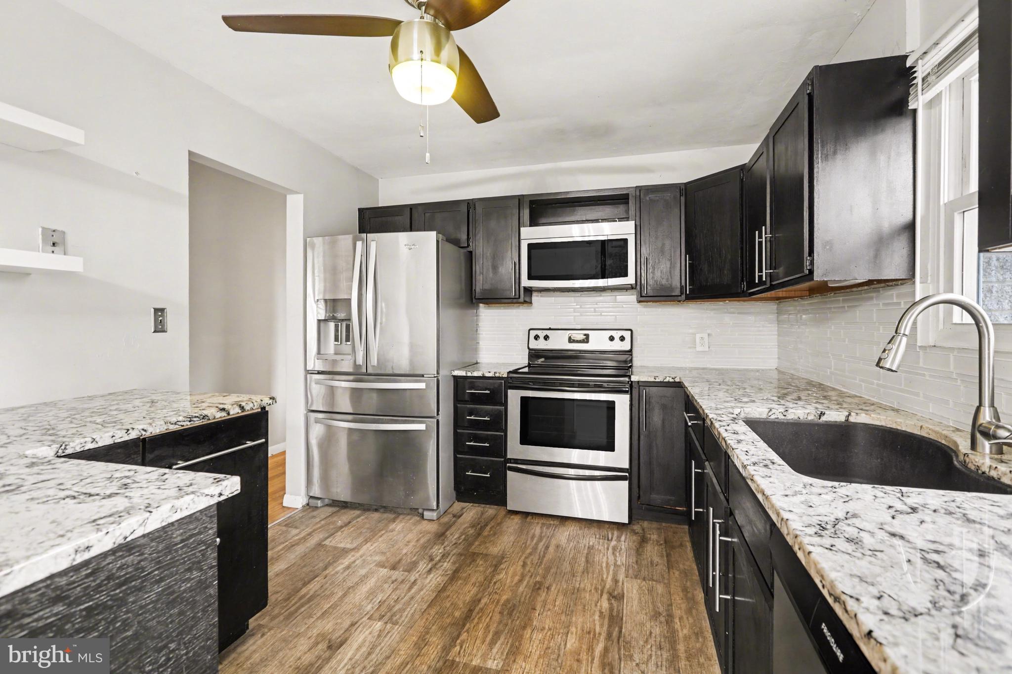 6085 Cherry Hill Road Harrisburg, PA 17111 - Photo 11 of 48