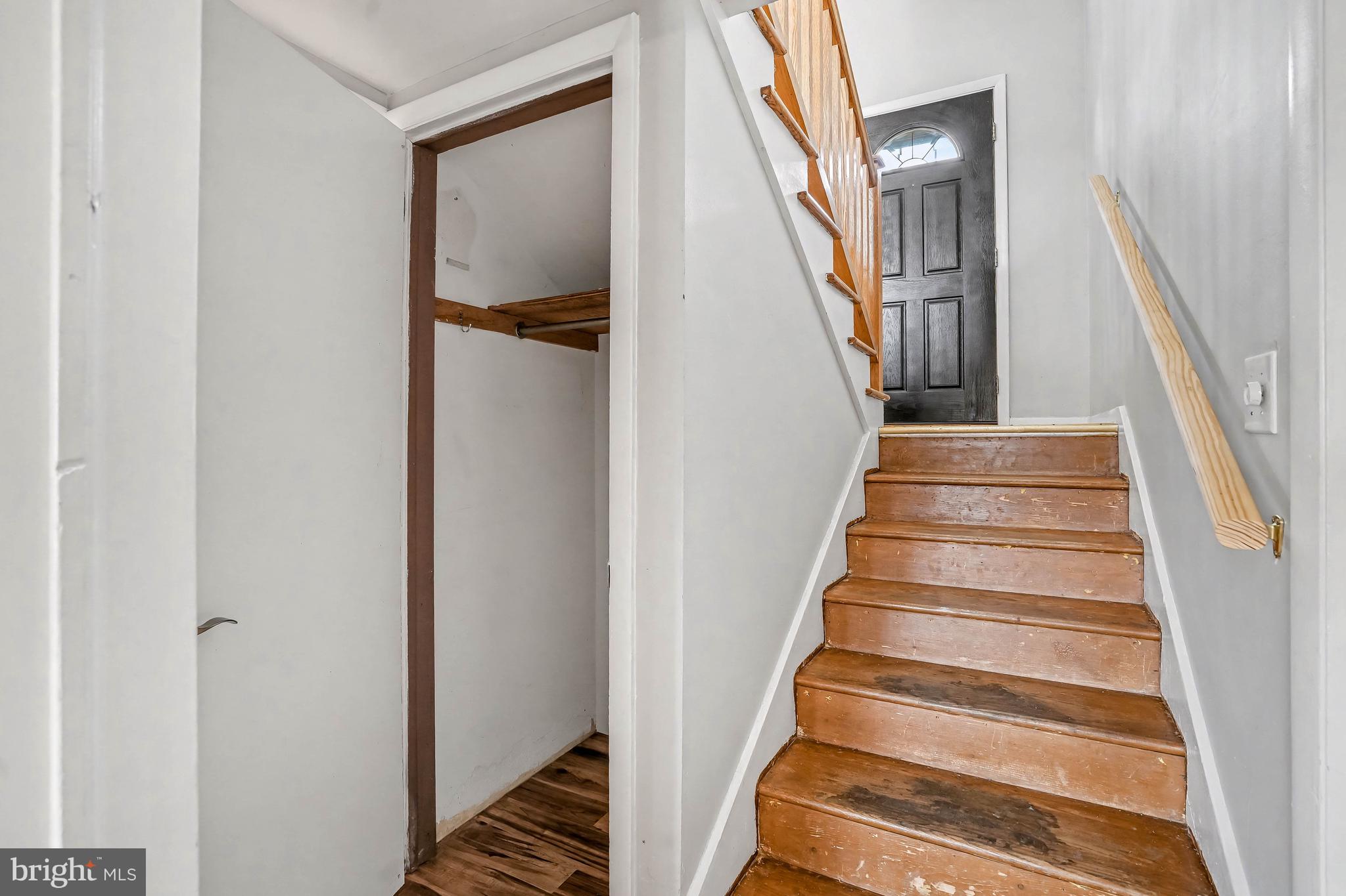 6085 Cherry Hill Road Harrisburg, PA 17111 - Photo 14 of 48