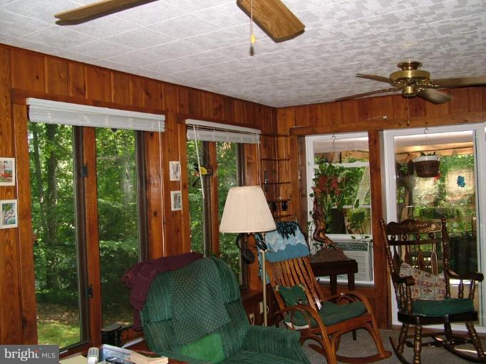 8323 Cobb Road Manassas, VA 20112 - Photo 14 of 19 Family Room