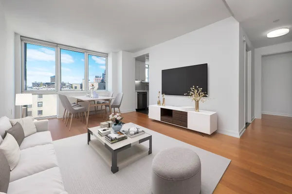$6,175 | 250 West 93rd Street, Unit 19B | Upper West Side