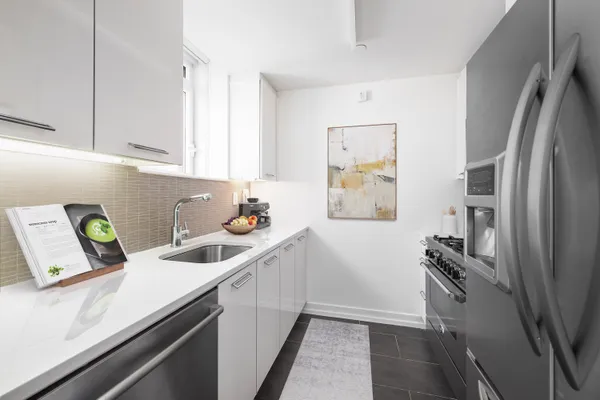 $6,175 | 250 West 93rd Street, Unit 19B | Upper West Side