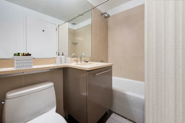 $6,175 | 250 West 93rd Street, Unit 19B | Upper West Side