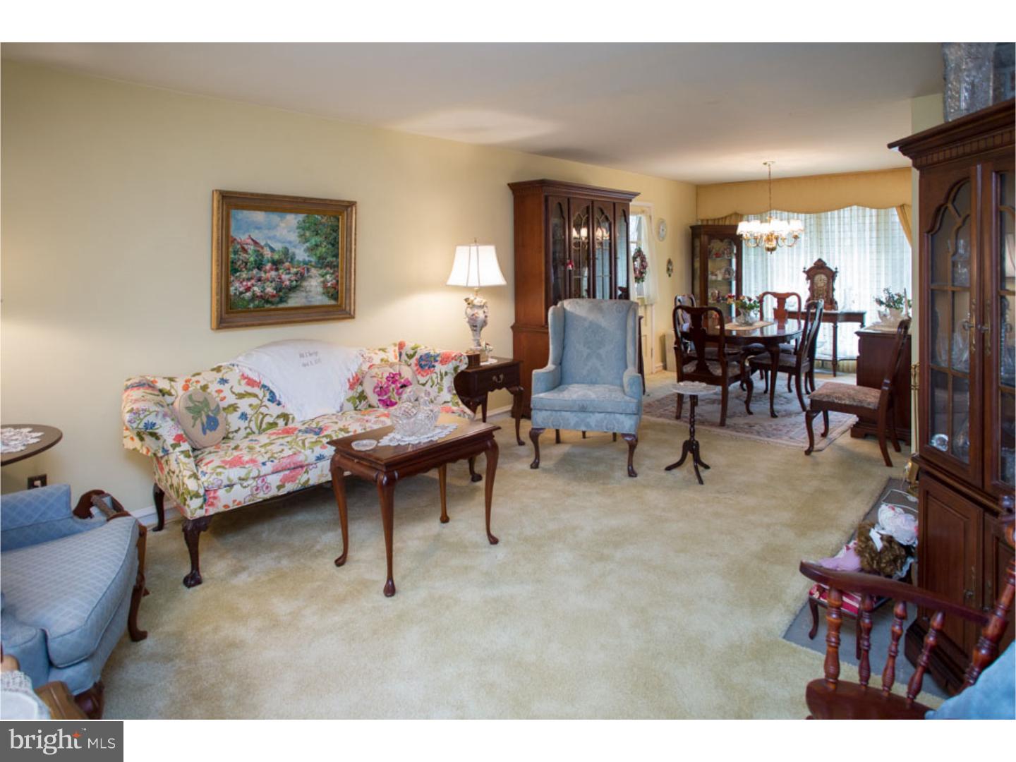 2022 Springhouse Road Broomall, PA 19008 - Photo 4 of 21 Living Room