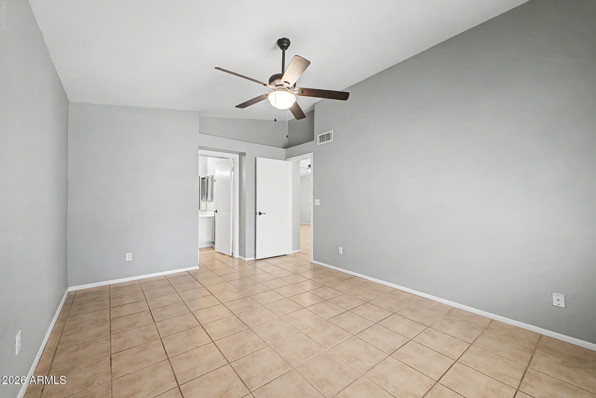 9405 South 45th Place Phoenix, AZ 85044 - Photo 18 of 31 16 - 45th
