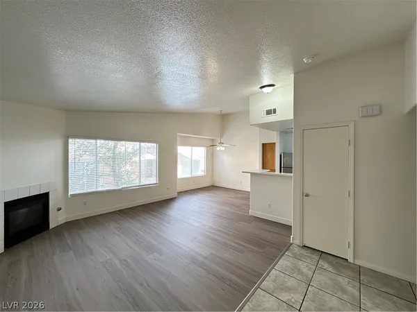 $1,345 | 350 South Durango Drive, Unit 207, Las Vegas, NV 89145