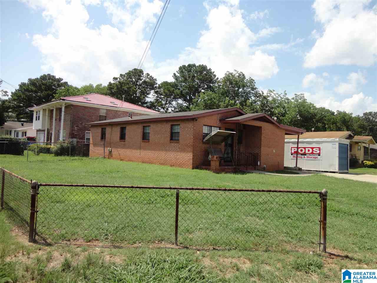 1612 Goldwire Street Southwest Birmingham, AL 35211 - Photo 3 of 28 Gallery Image 3