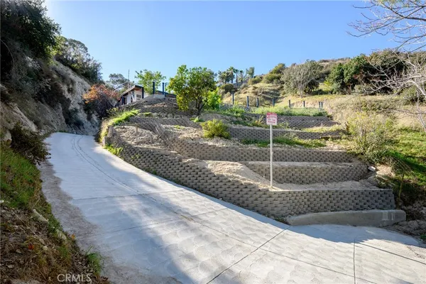 $899,000 | 9741 Oak Bend Drive, Tujunga, CA 91042