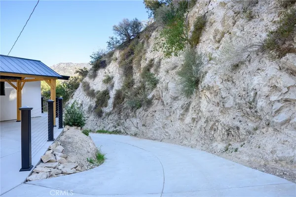 $899,000 | 9741 Oak Bend Drive, Tujunga, CA 91042