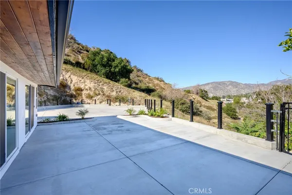 $899,000 | 9741 Oak Bend Drive, Tujunga, CA 91042