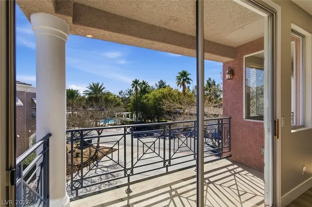 $2,775 | 9116 Vista Greens Way, Unit 104, Las Vegas, NV 89134