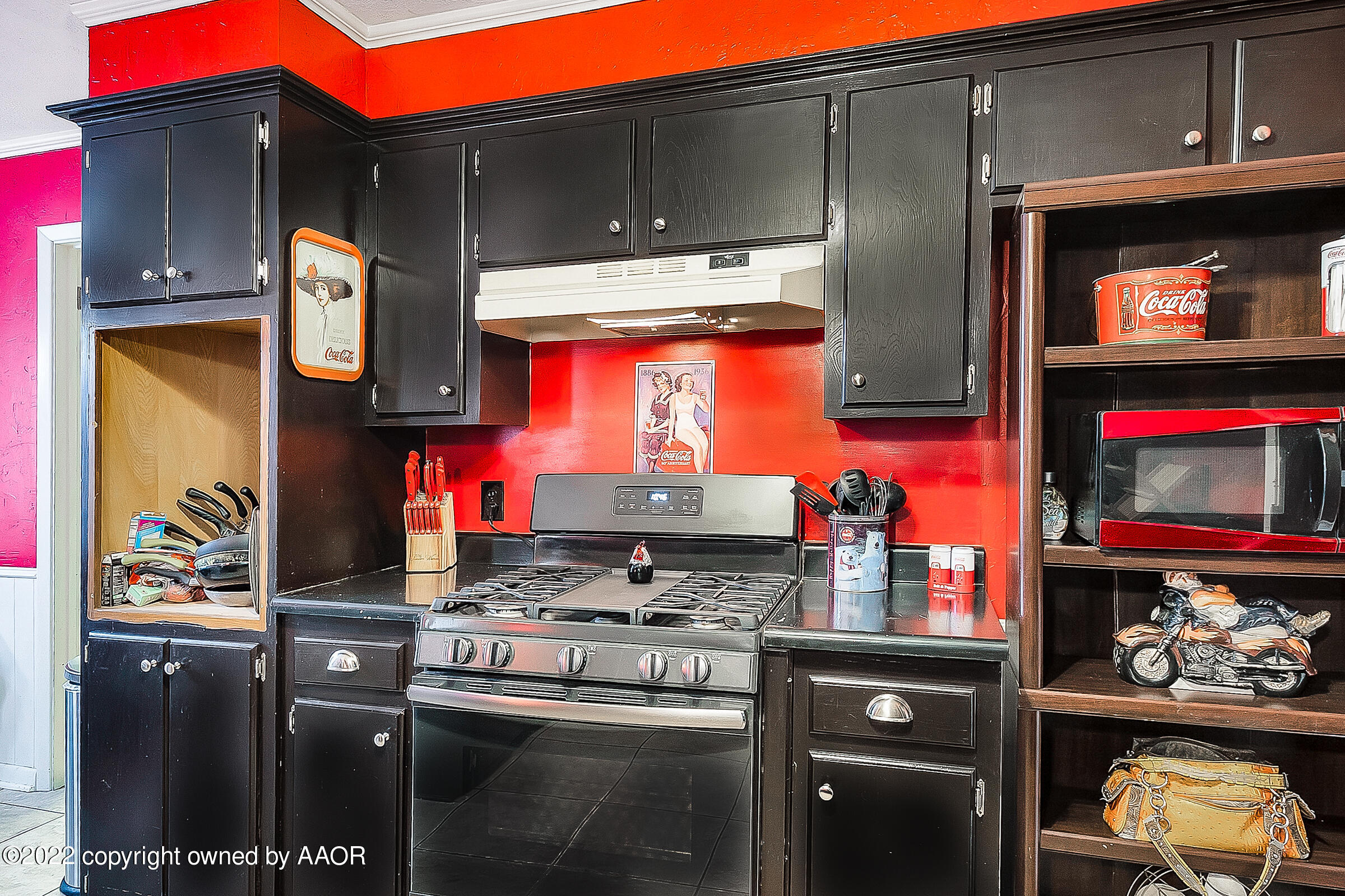 3304 Gramercy Parkway Amarillo, TX 79106 - Photo 10 of 25 010_Kitchen