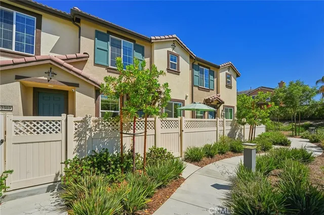 $499,999 | 24140 Tuscany Avenue, Unit 2304, Murrieta, CA 92562