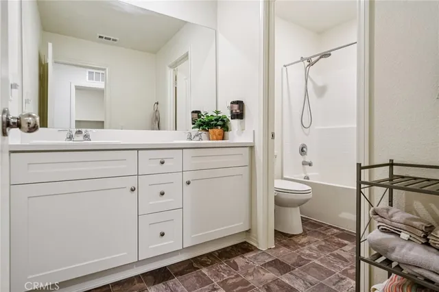 $499,999 | 24140 Tuscany Avenue, Unit 2304, Murrieta, CA 92562