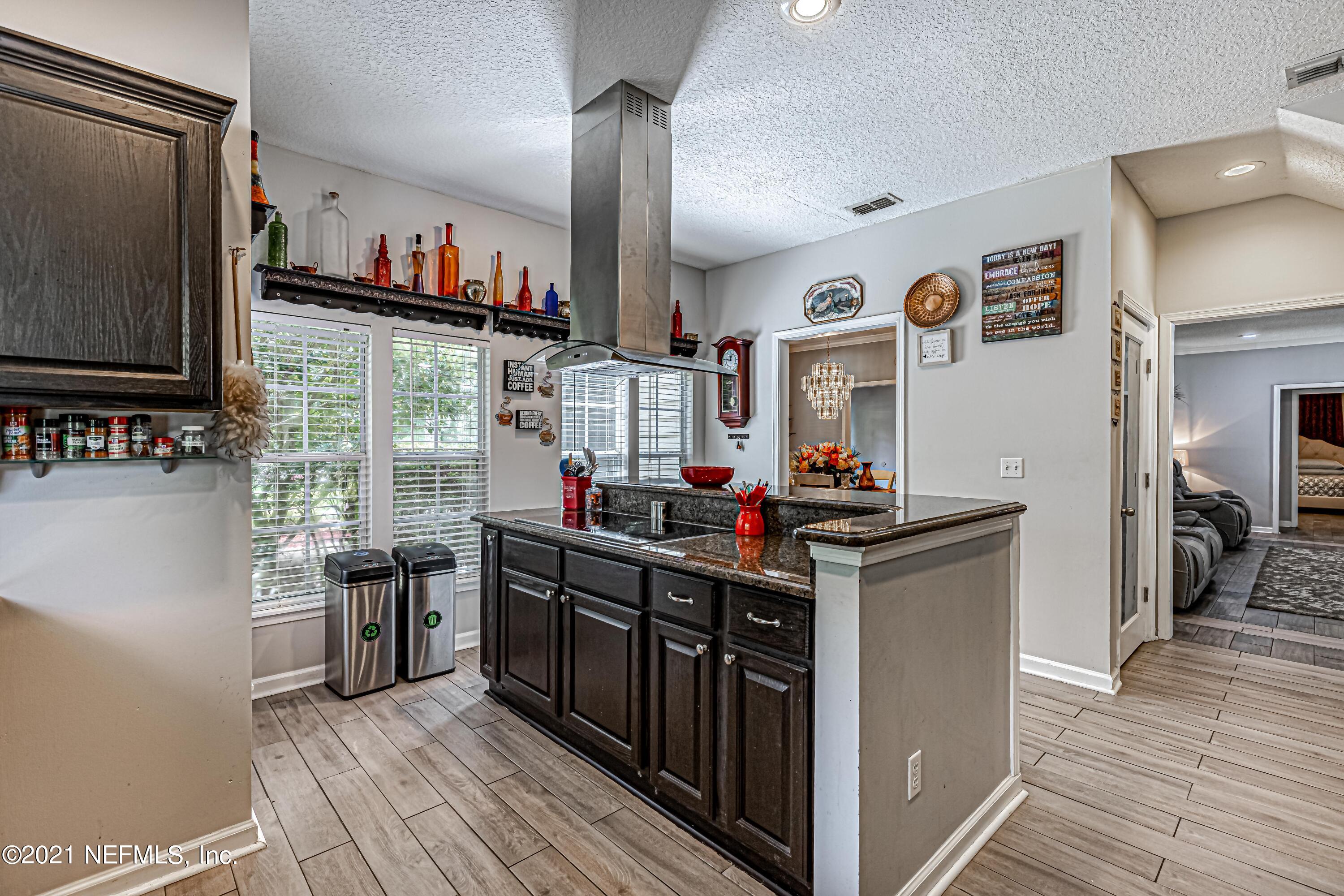 2814 Ravines Road Middleburg, FL 32068 - Photo 13 of 40 13-Kitchen