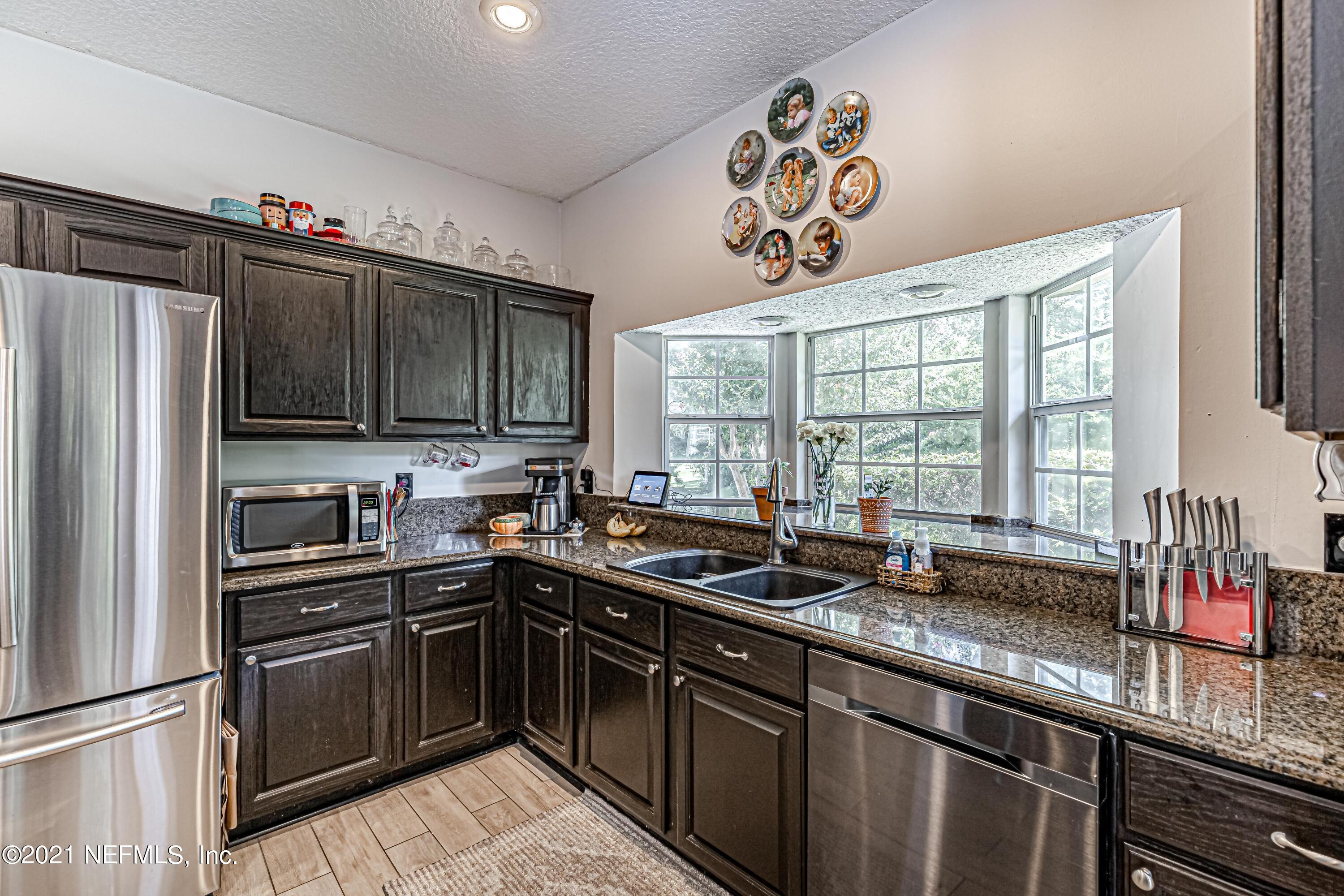 2814 Ravines Road Middleburg, FL 32068 - Photo 14 of 40 14-Kitchen