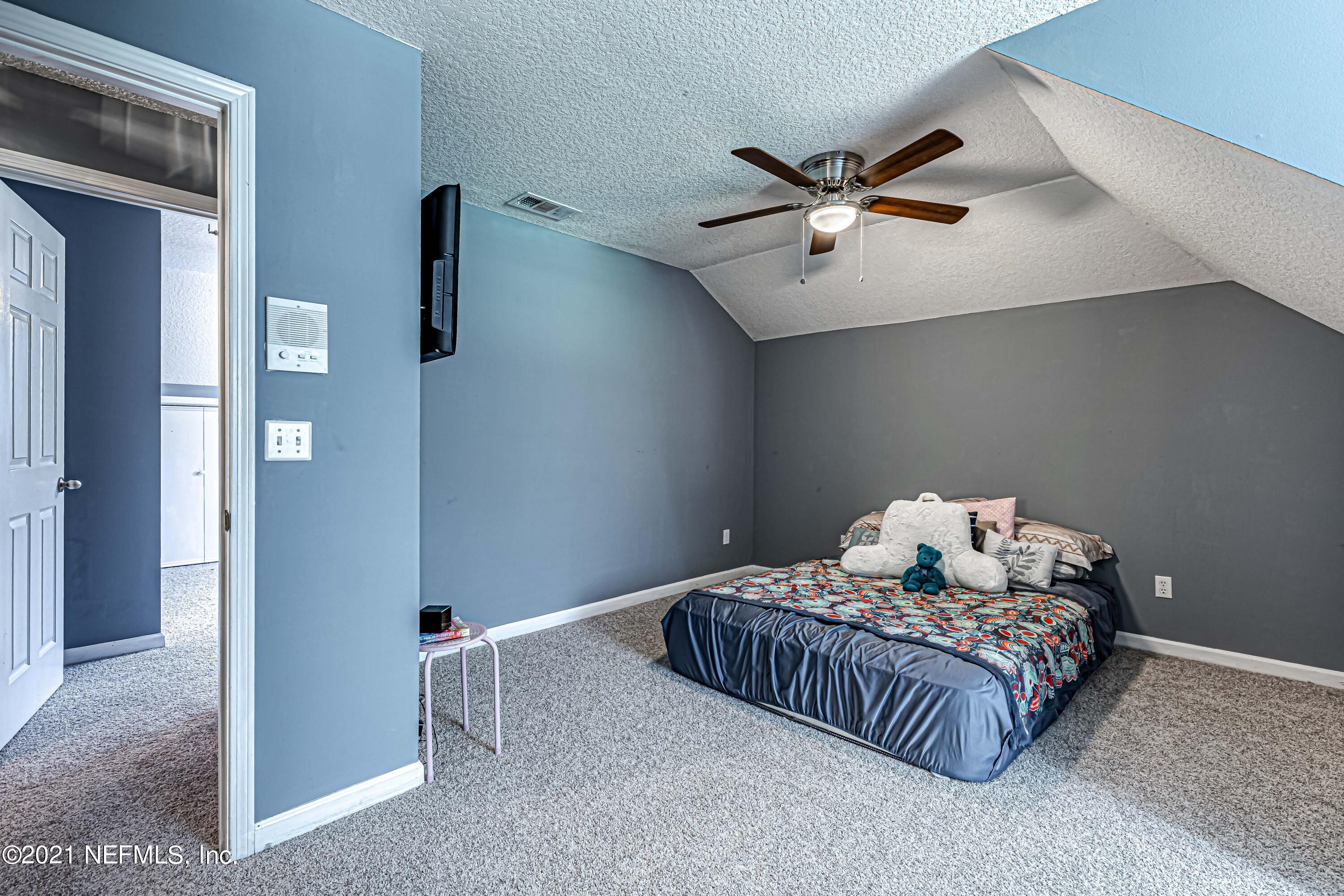 2814 Ravines Road Middleburg, FL 32068 - Photo 29 of 40 34-Third Bedroom